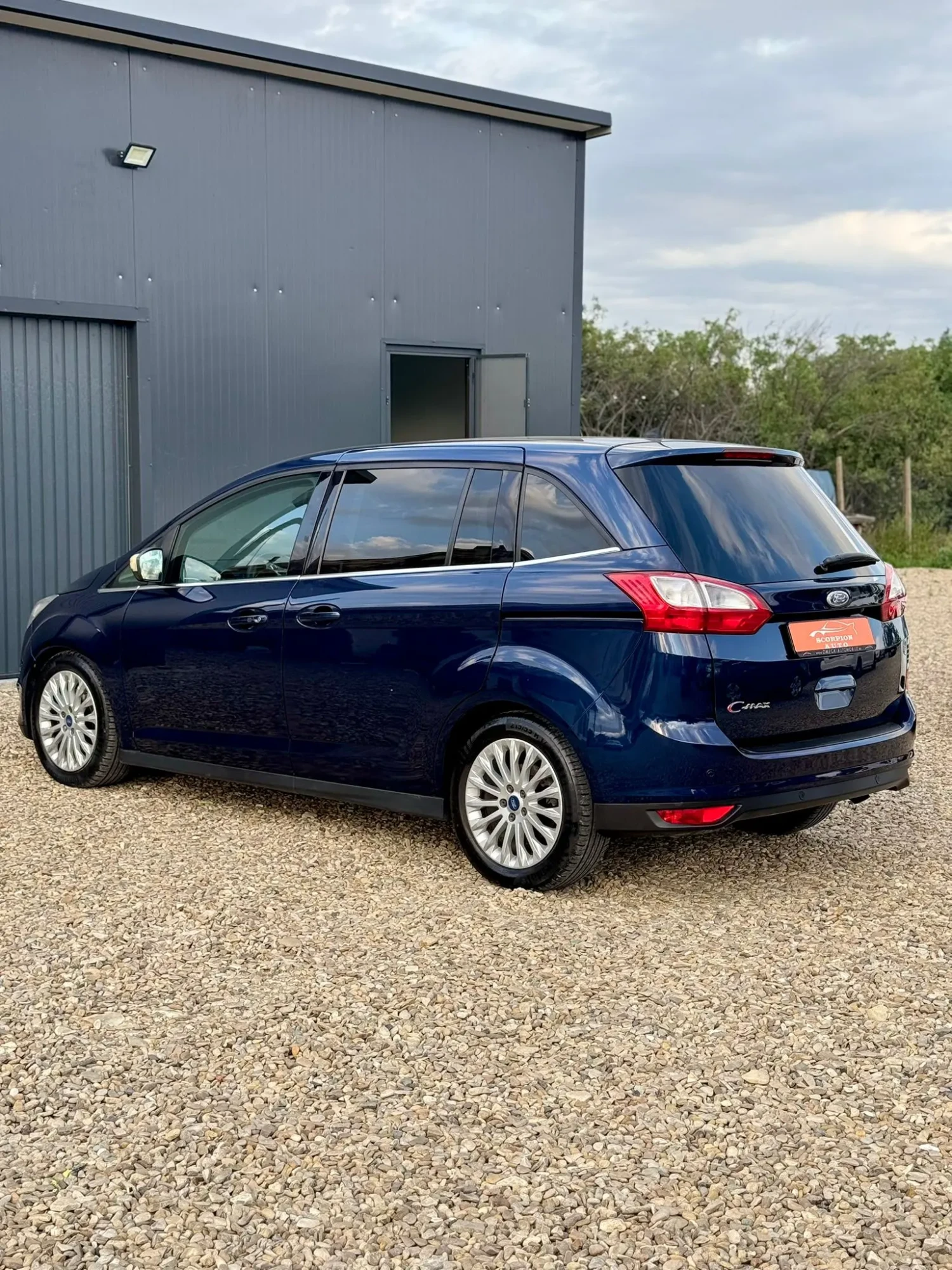 
								Ford Grand C-Max 2.0 TDCi Titanium full									