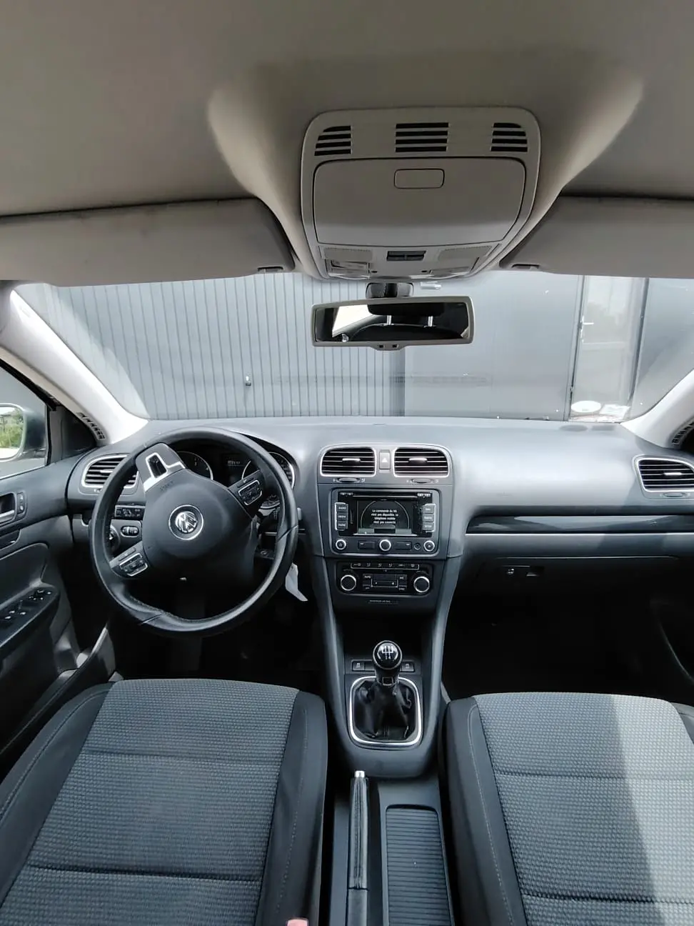 
								Volkswagen Golf VI 1.6 TDI Comfortline BlueMotion full									