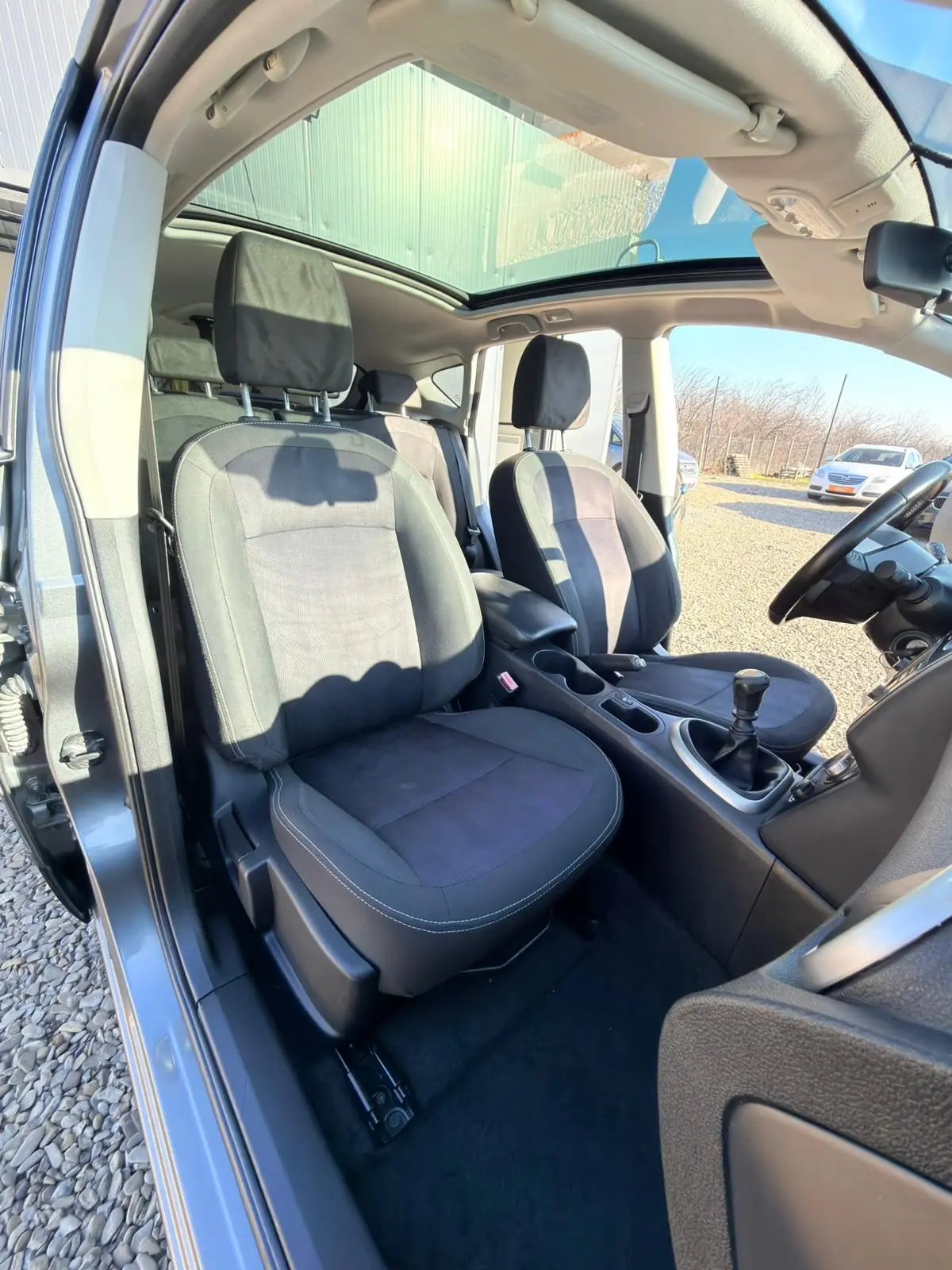 
								Nissan Qashqai I-Way full									