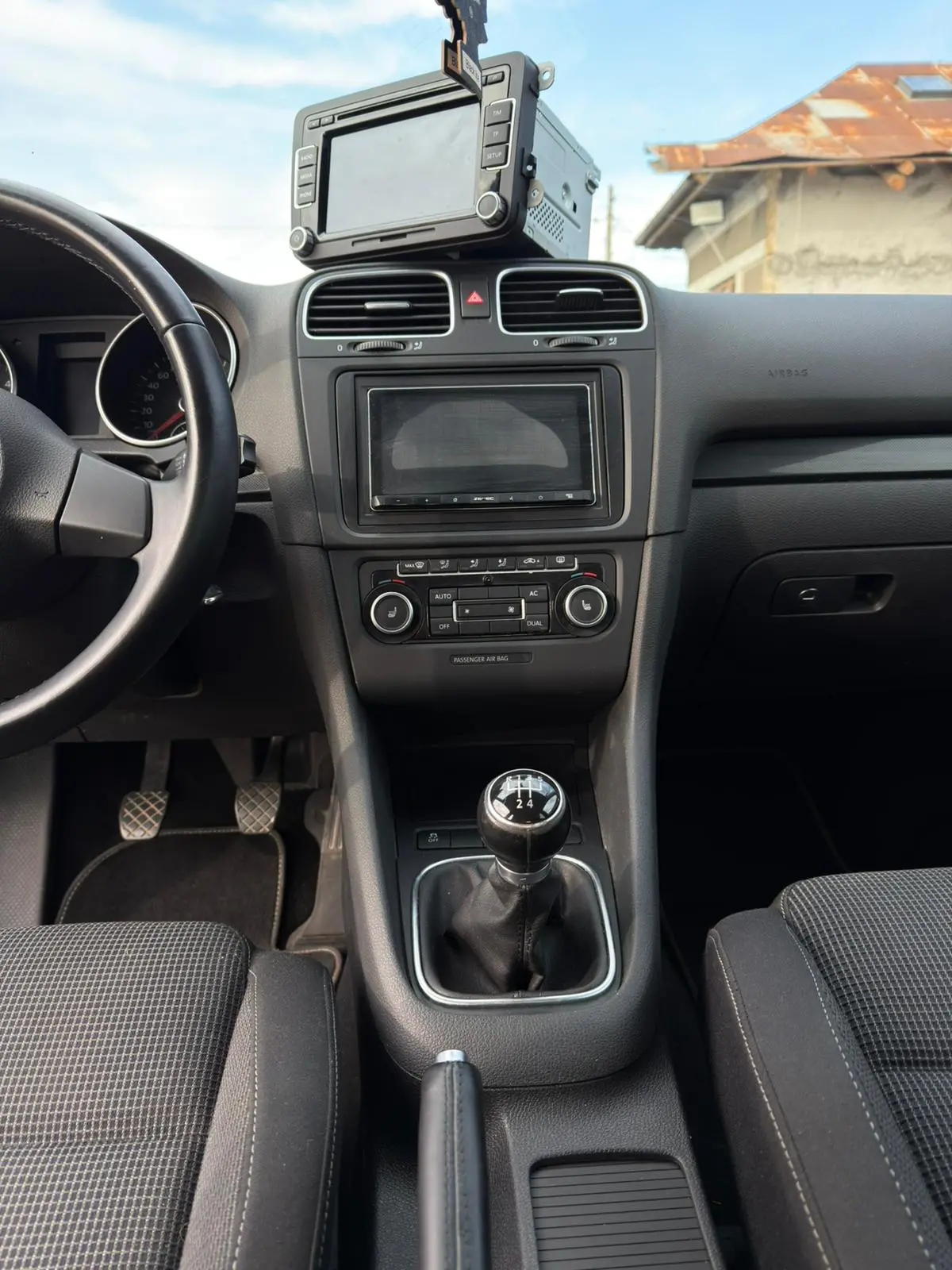 
								Volkswagen Golf 6 full									