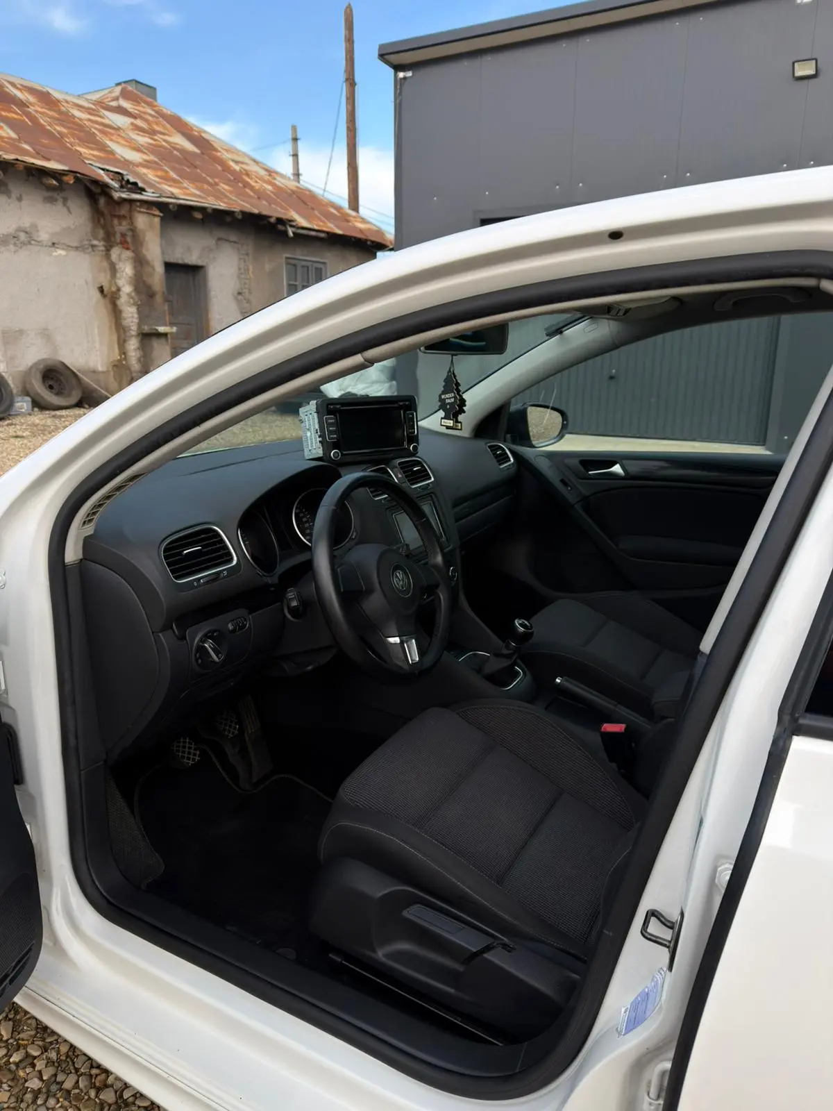 
								Volkswagen Golf 6 full									