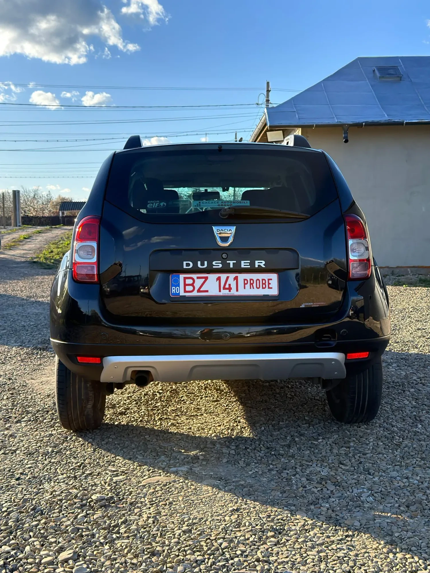 
								Dacia Duster full									