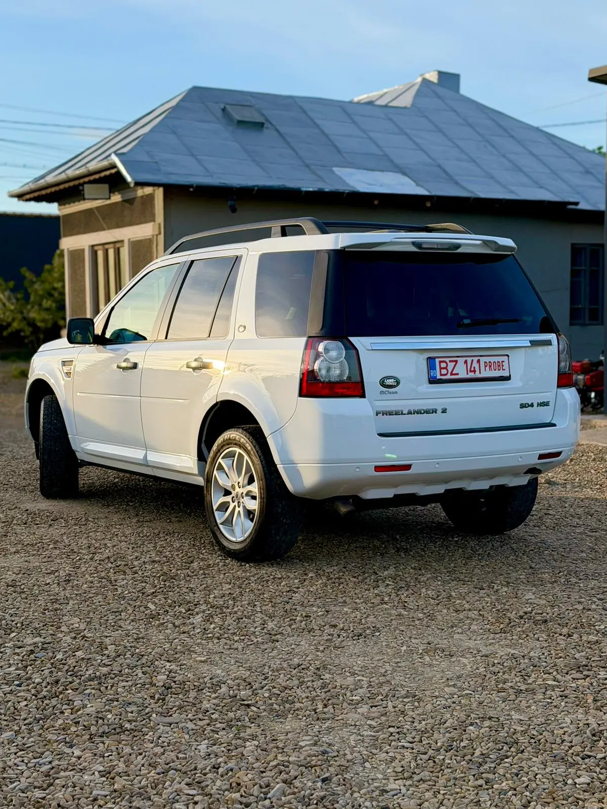 
								Land Rover Freelender 2 full									