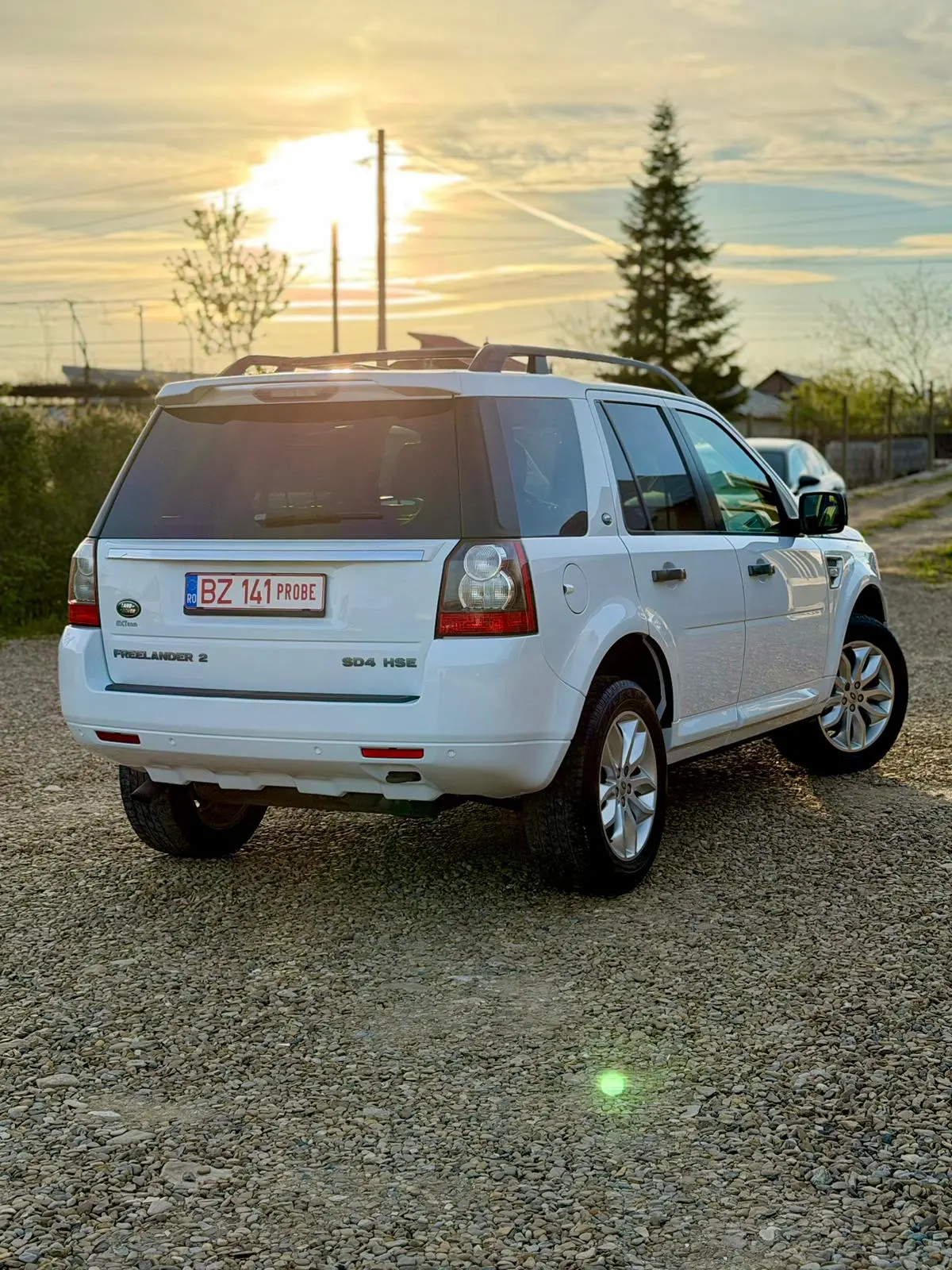 
								Land Rover Freelender 2 full									