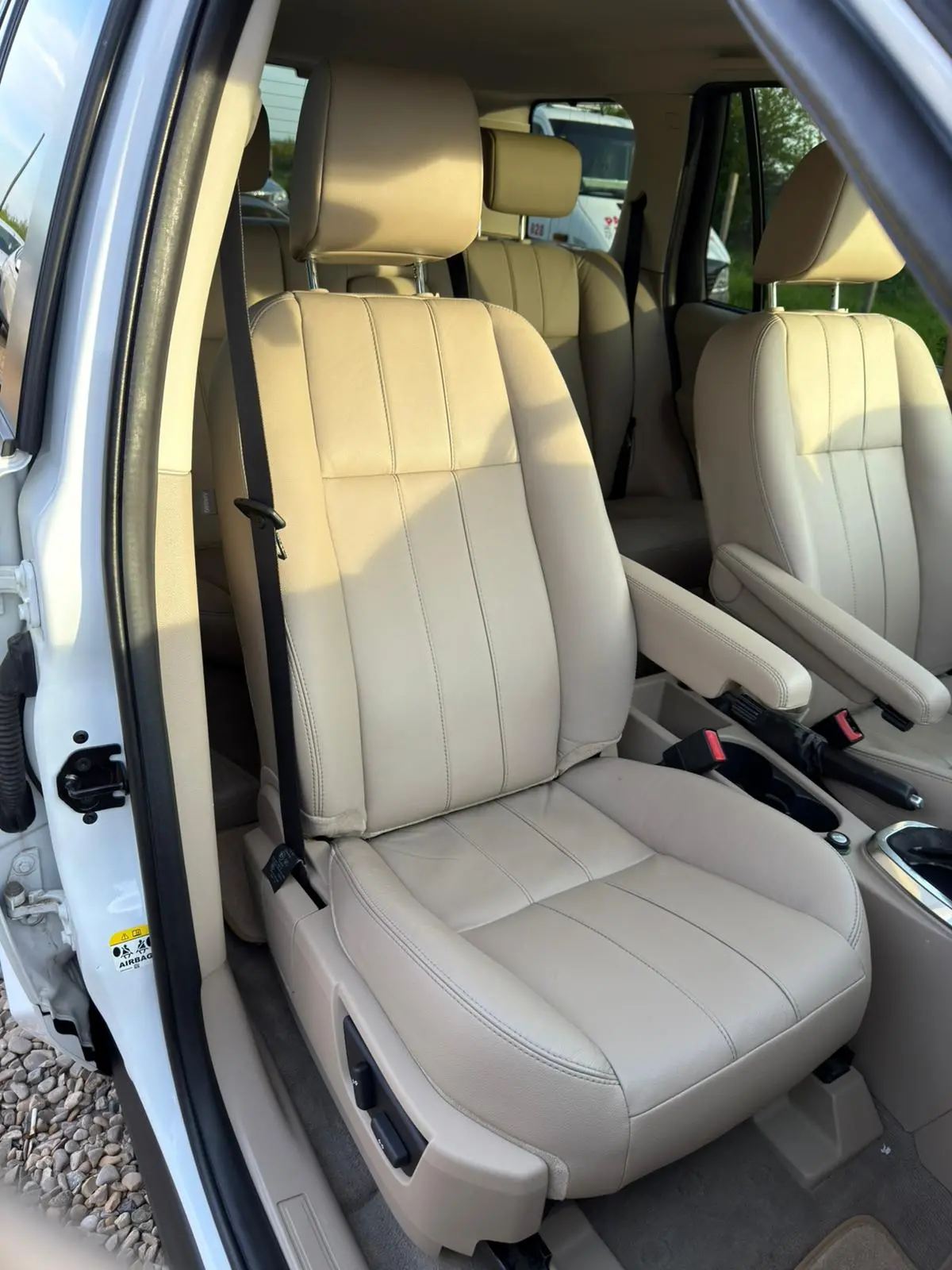 
								Land Rover Freelender 2 full									